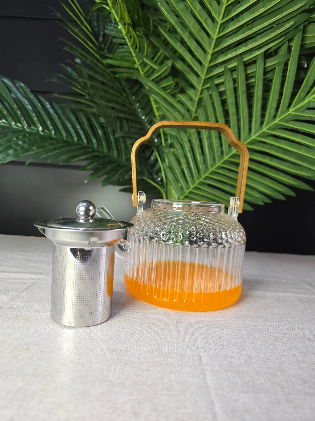1.5l Bamboo Handle Borosilicate Glass Tea Pot  with Infuser - Image 3