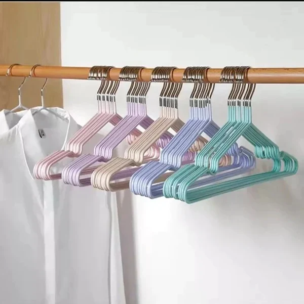 10pcs Metallic clothes hangers - Image 2