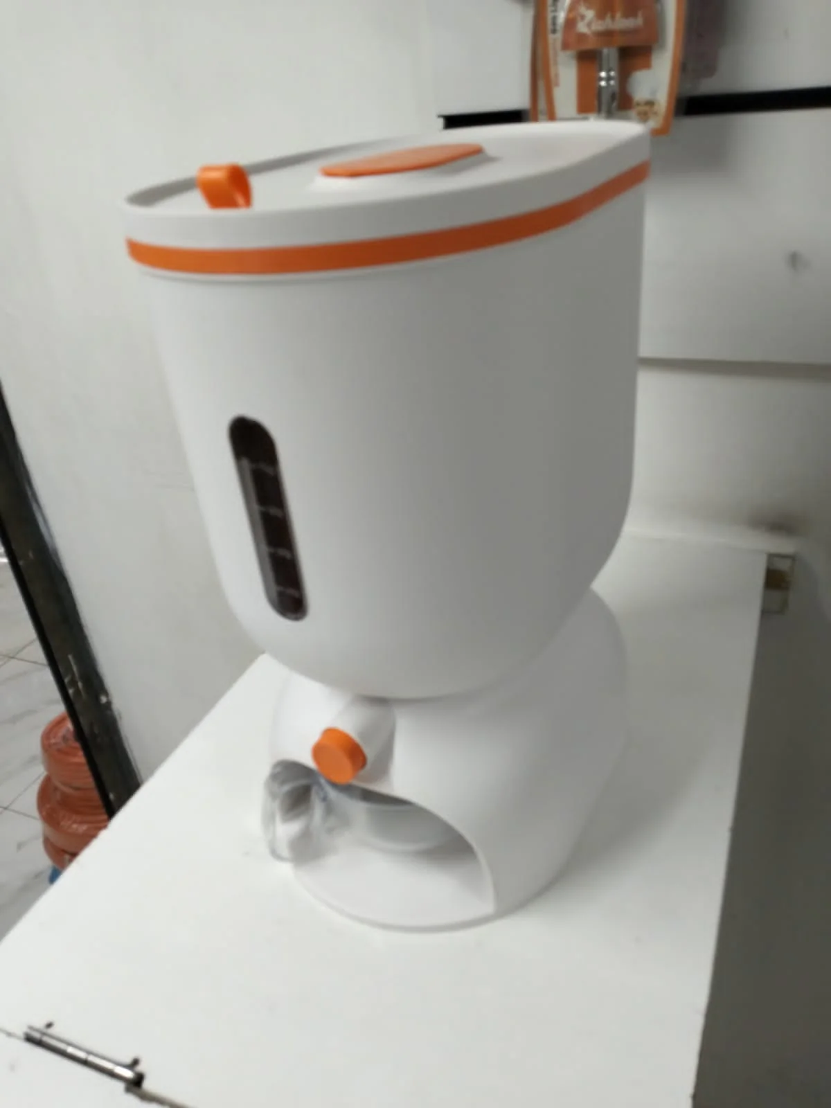 11kg Automatic Rice dispenser with rinsing cup. Smart Rice storage box - Image 4