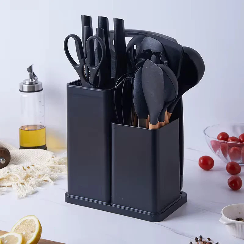 19 pcs Silicon spoons with knives and chopping board. - Image 6
