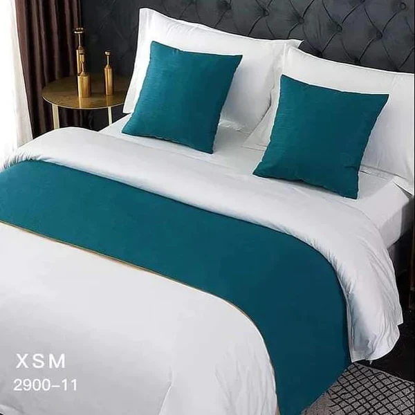 Bed runners+ 2pcs matching Pillow cases - Image 3