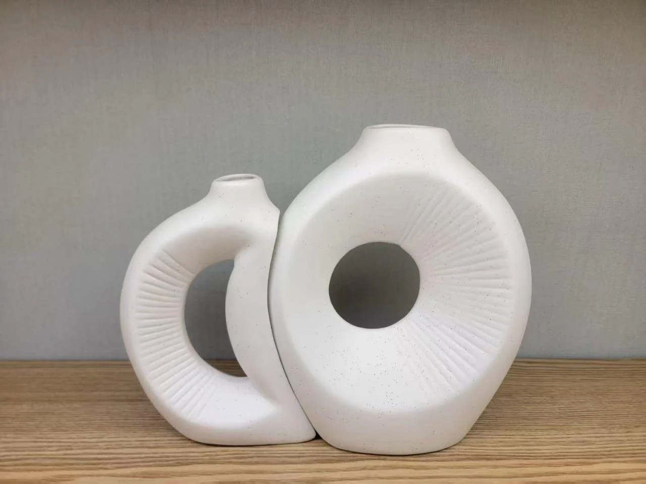2 in 1 decorative doughnut vase - Image 2