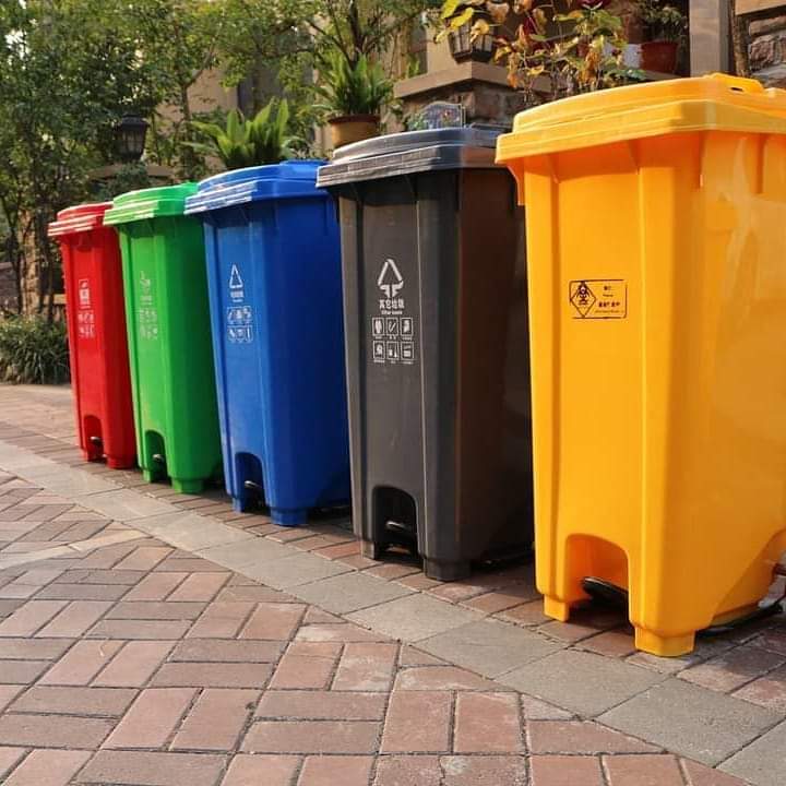 2 in 1 Pedal Dustbin Trash Cans With Wheels - Image 3