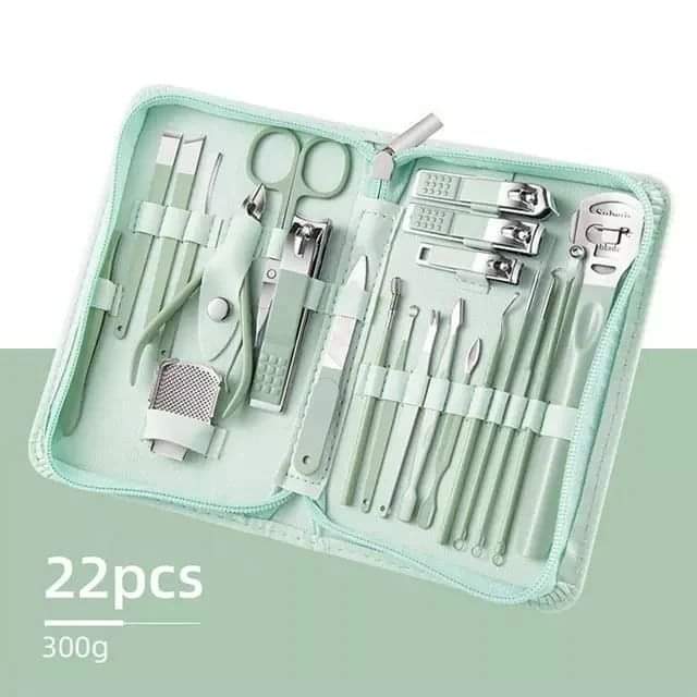 Manicure/ Pedicure Set 22pc - Image 2