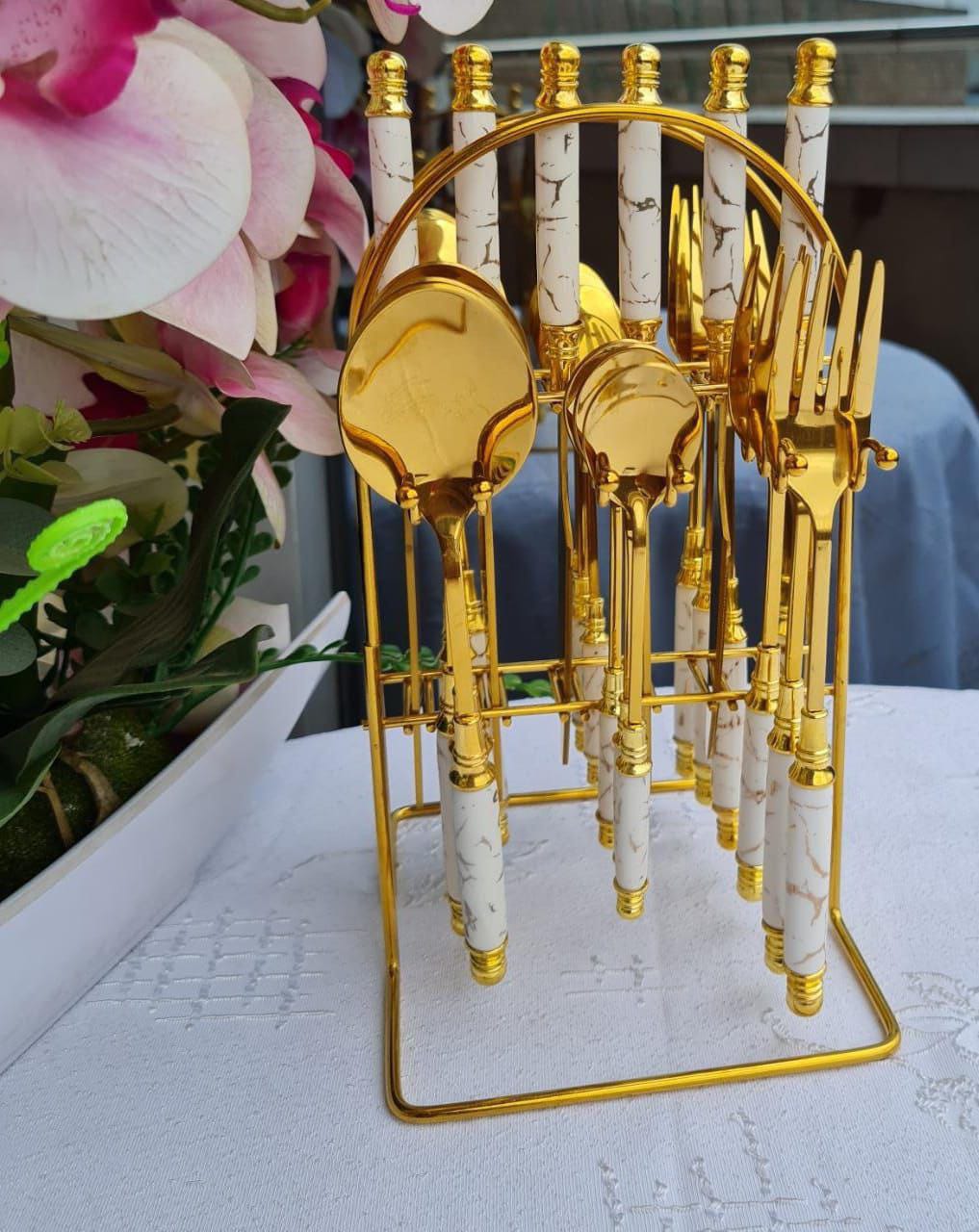 24 pcs gold Marble Cutlery Set with stand - Image 4