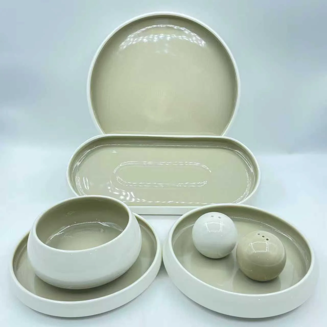 27pcs European Double Glaze Porcelain Dinner Set | Elegant Luxury Tableware in Kenya - Image 4