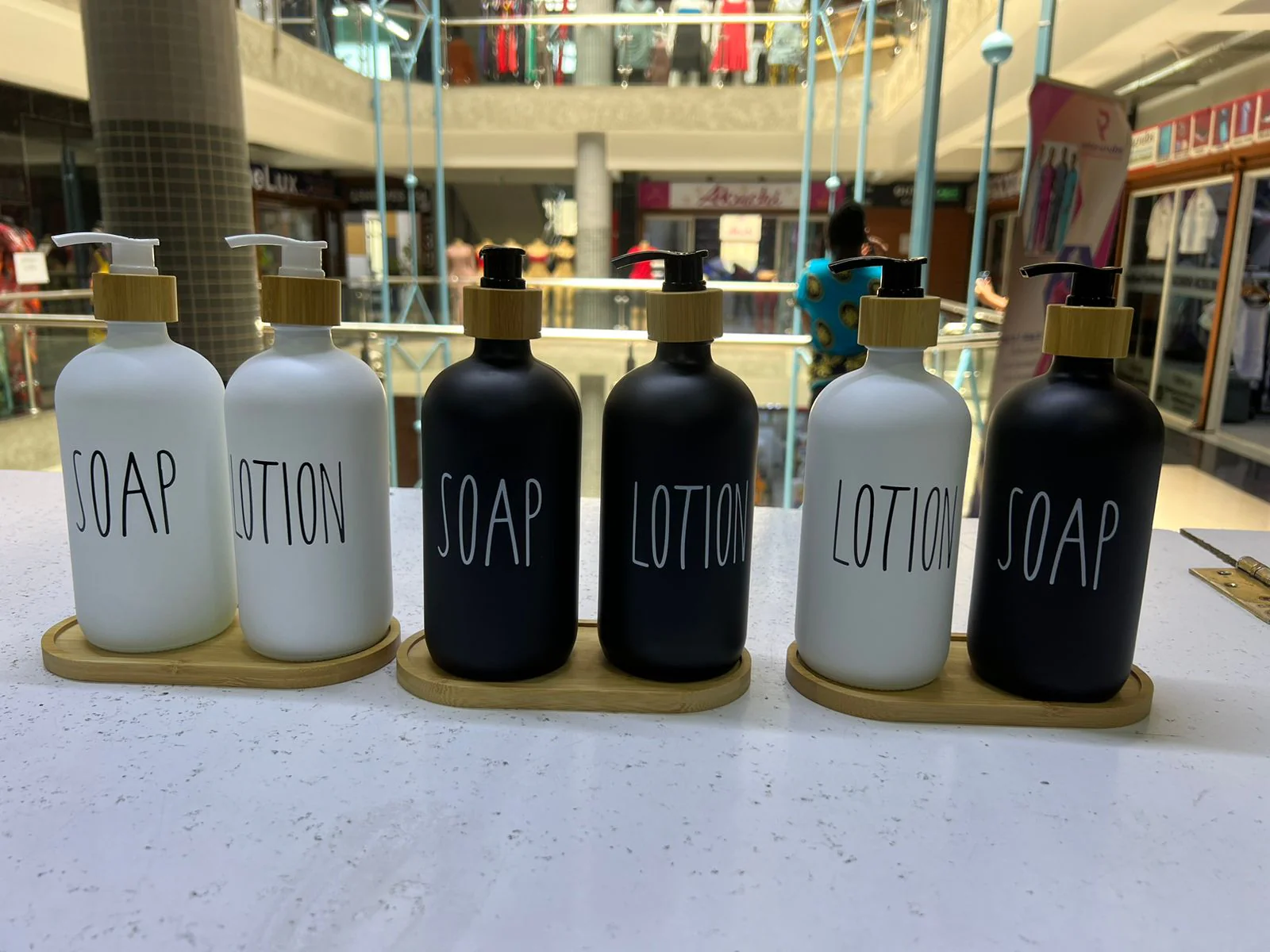 2pcs Kitchen Sink Dish SOAP//LOTION Dispenser - Image 2