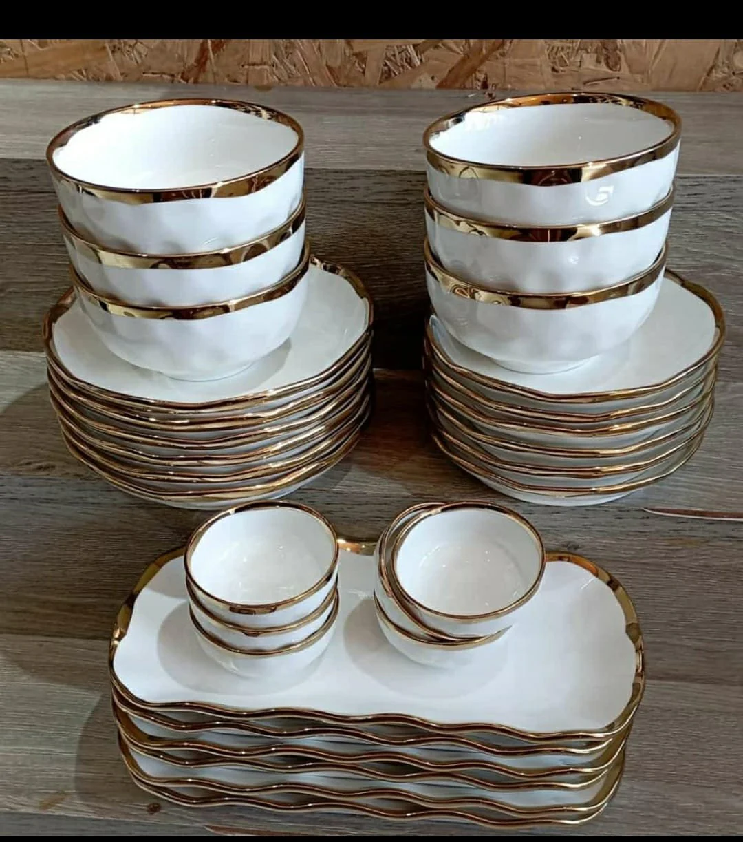 30pcs Ceramic Dinner Set White with Gold Ring Kenya - Image 3