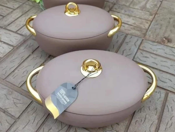 3L Nordic hotpot with a magnetic lid - Image 3