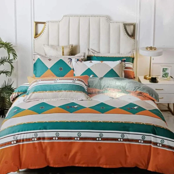 4 in 1 Microfibre Double Sided Duvet Cover Set - Image 7
