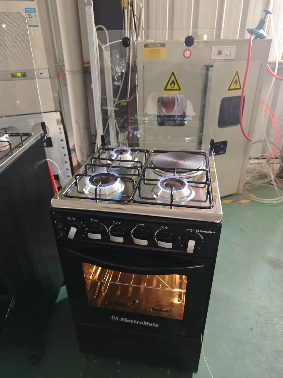 50×55 electromate 3+1 standing cooker with electric oven cooker - Image 2