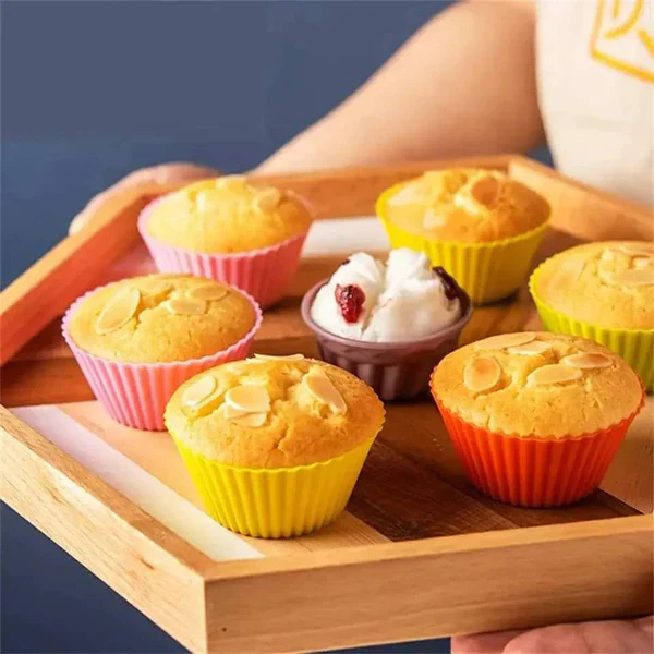 6pcs Silicon Cupcake Molds - Image 4