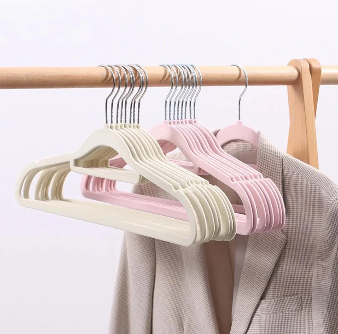 10pcs velvet hangers - Image 14