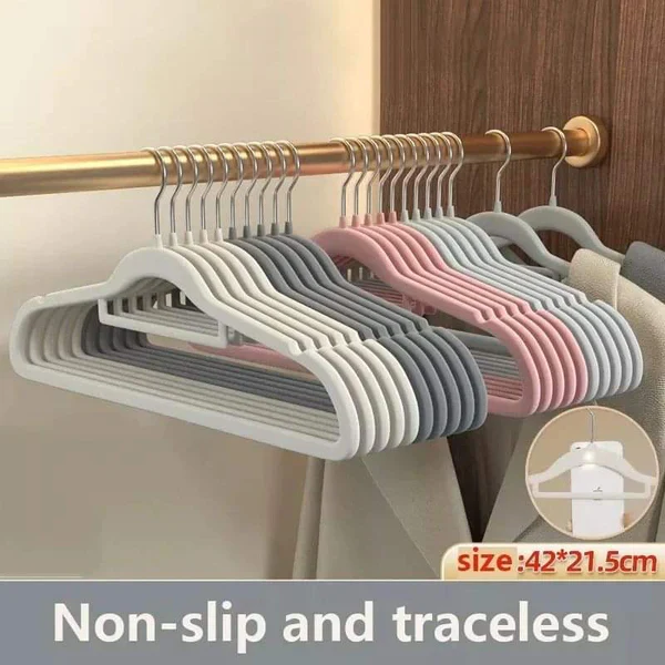 10pcs velvet hangers - Image 6