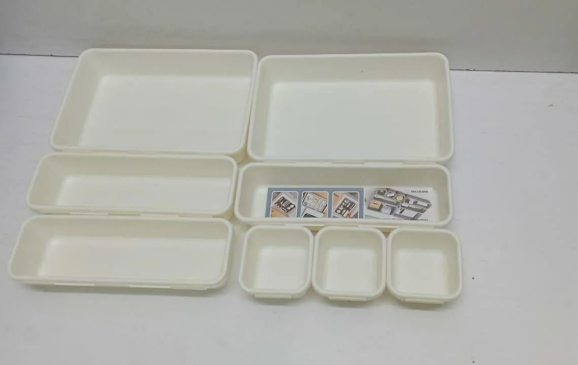 8-Piece Adjustable Plastic Drawer Organiser Set, Divider Holder for Kitchen, Cosmetics, Office & Sundries - Image 4