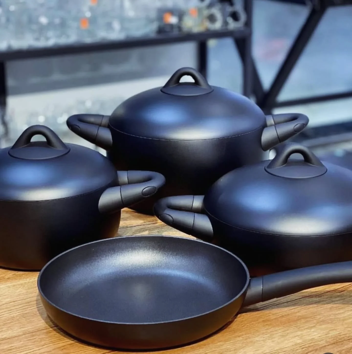 9-Piece Forged Aluminium Ceramic Cookware Set Kenya | PFOA Free Non-Stick Ceramic Coating Pots & Pans Set, Casserole Set with Lids, Healthy Ceramic Cooking Pots, Induction Compatible Sufuria Set Kenya - Image 4