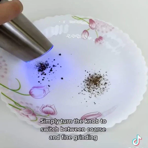 Battery Operated /Electric multi-purpose salt ,pepper and Spice grinder - Image 4