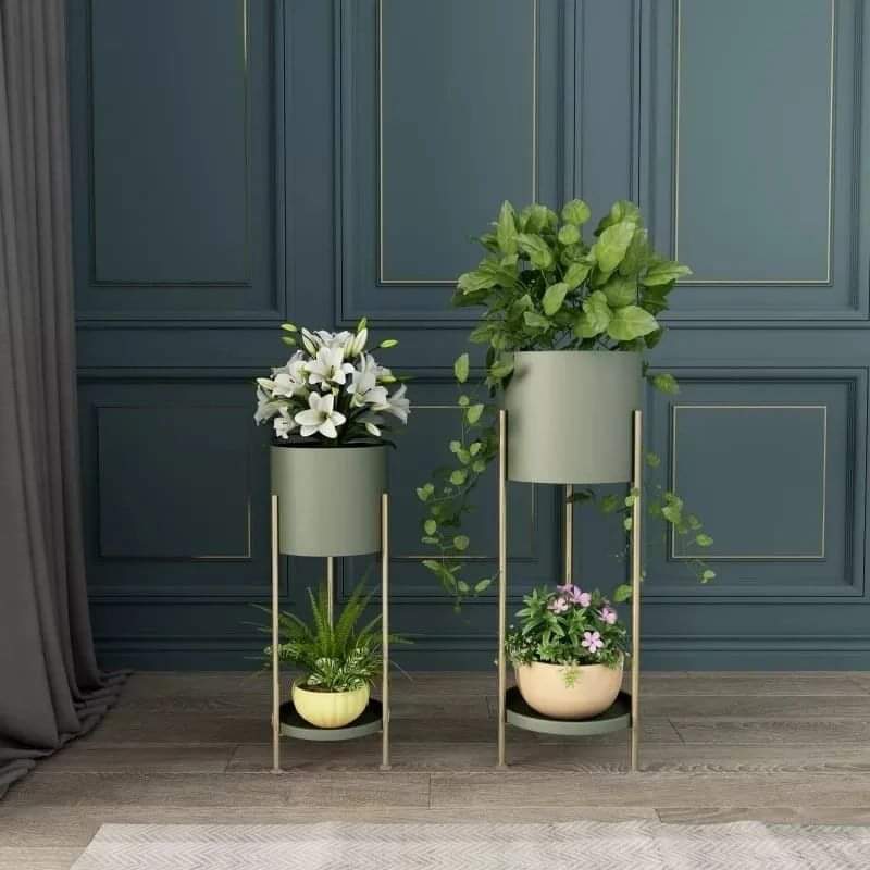 Beautiful planters - Image 4