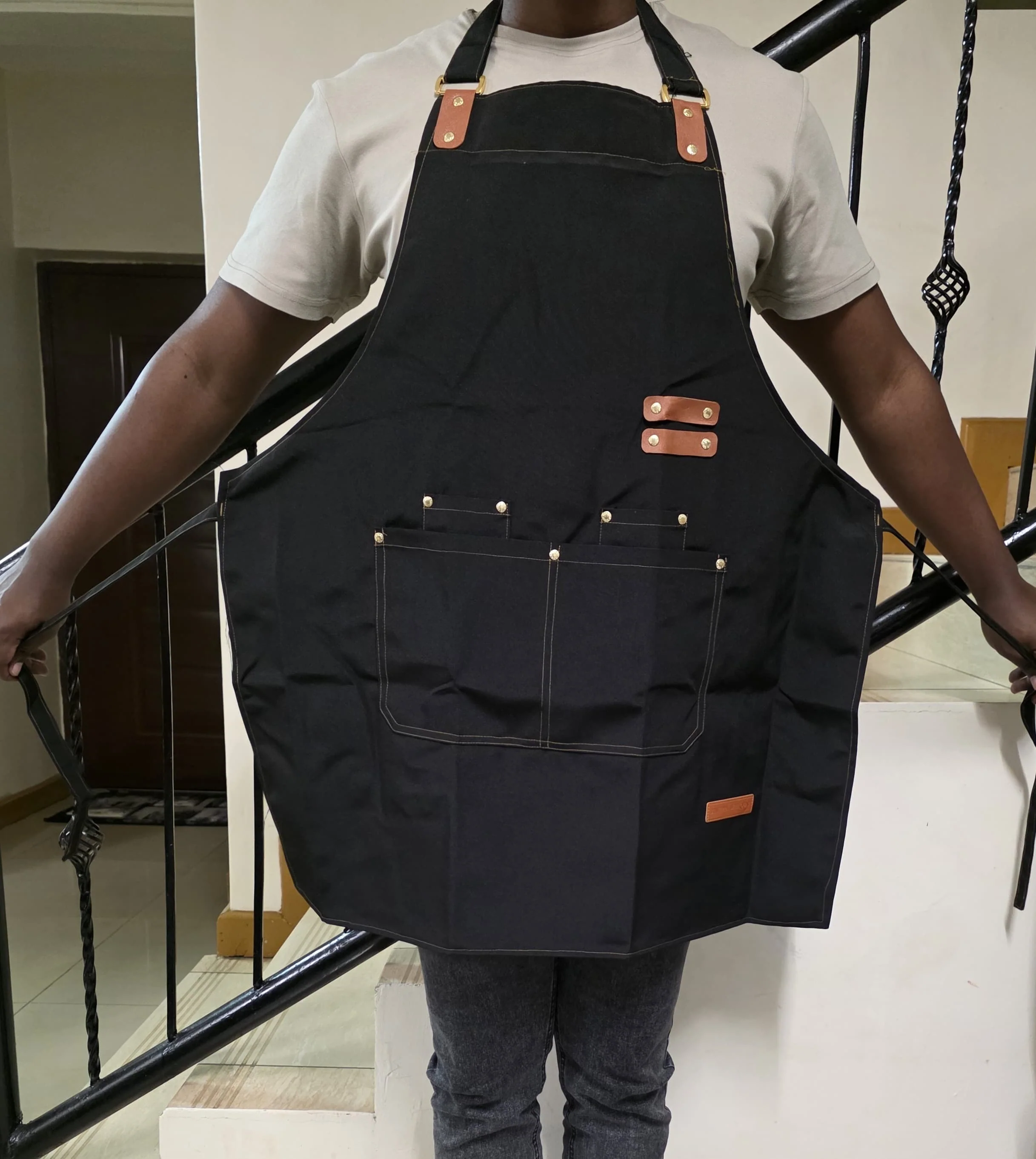 Canvas Cross Back Chef Apron | Adjustable Straps & Large Pockets Kenya - Image 8