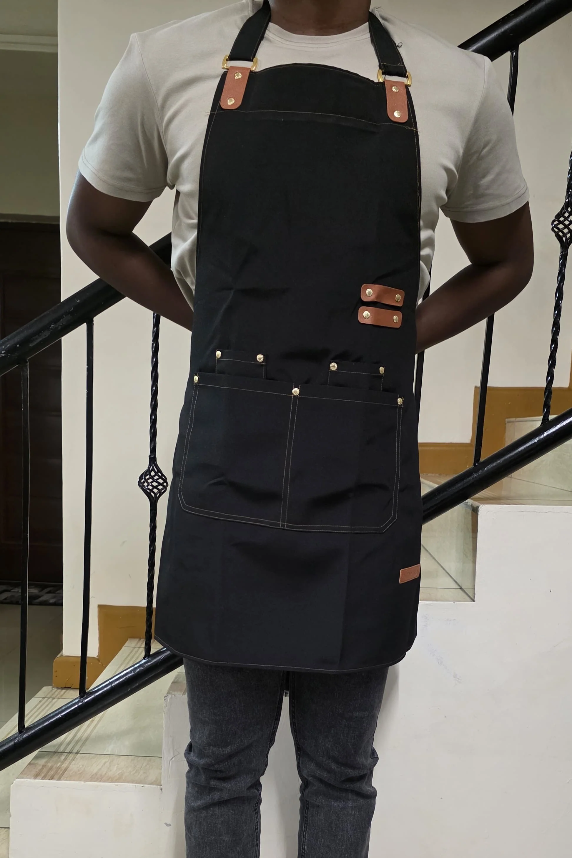 Canvas Cross Back Chef Apron | Adjustable Straps & Large Pockets Kenya - Image 9