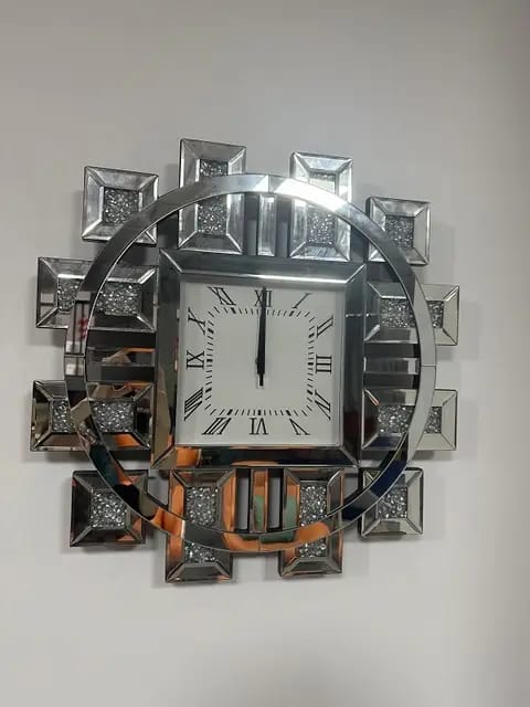 Classy mirrored Wall clock - Image 3