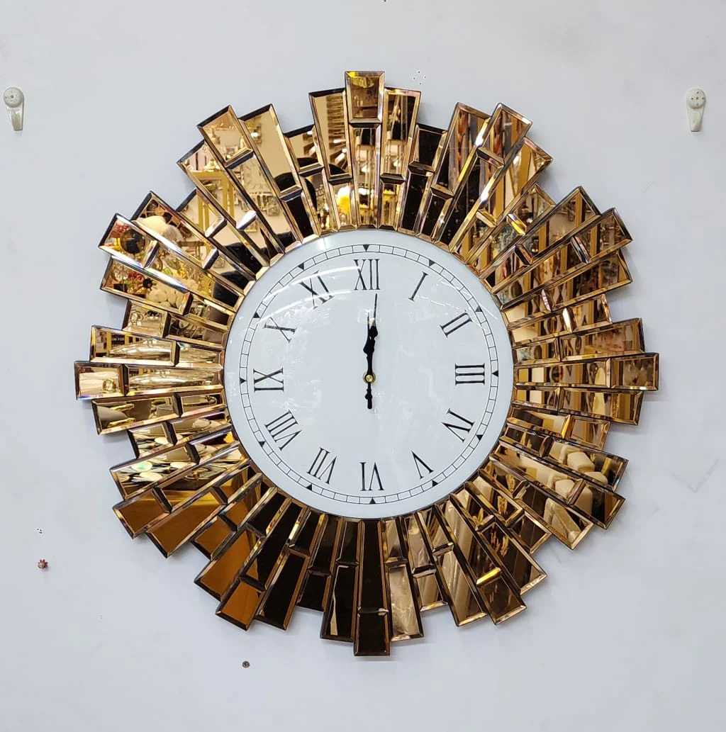 Classy Mirrored Wall clock - Image 2
