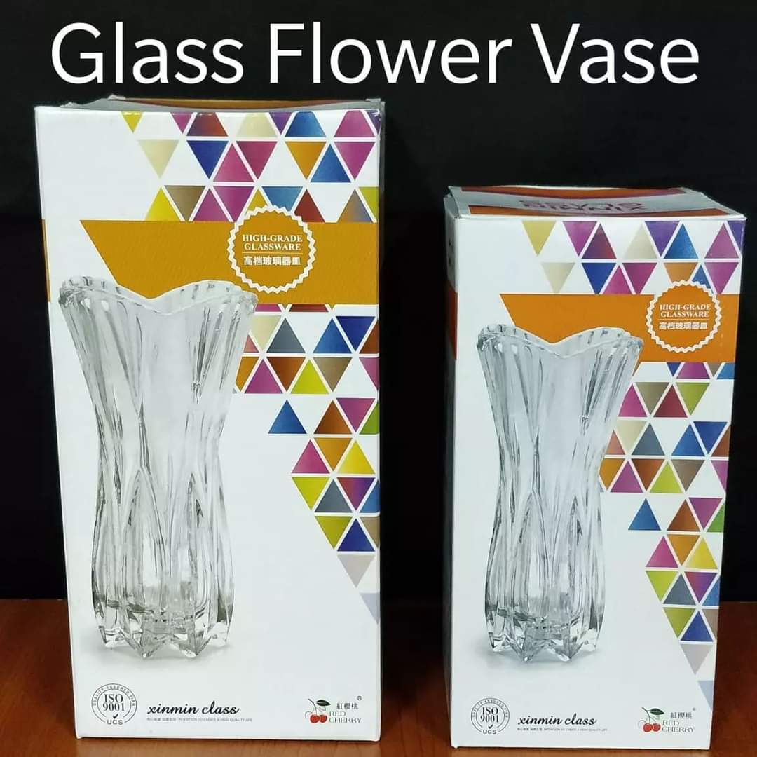 Clear Glass Flower vase - Image 3