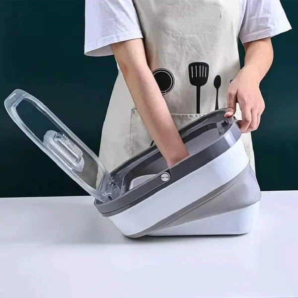 Collapsible 18 litres rice storage bucket - Image 4