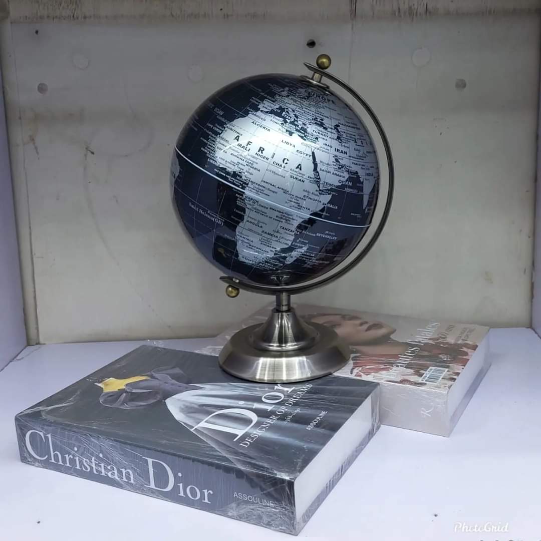 Creative world Globe Decor - Image 2