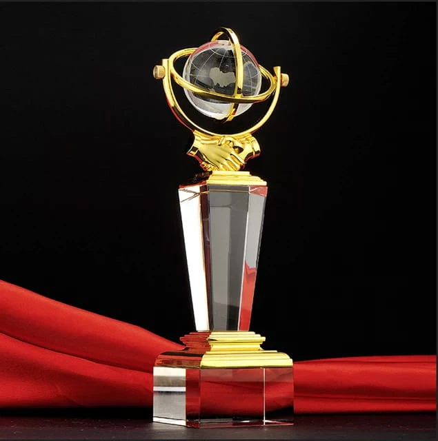 Crystal winner Trophy Decor - Image 2