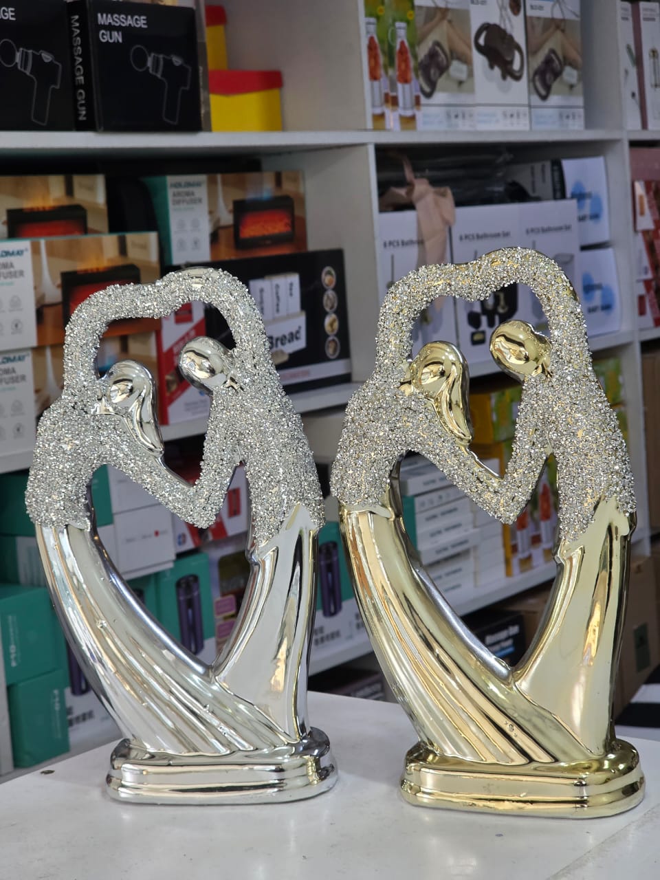 Dancing sculpture  decor - Image 3