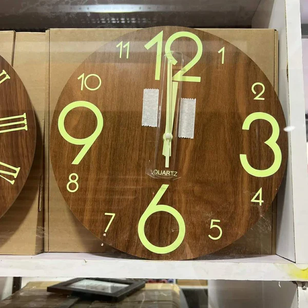 Decorative Luminous Wall Clock - Image 6