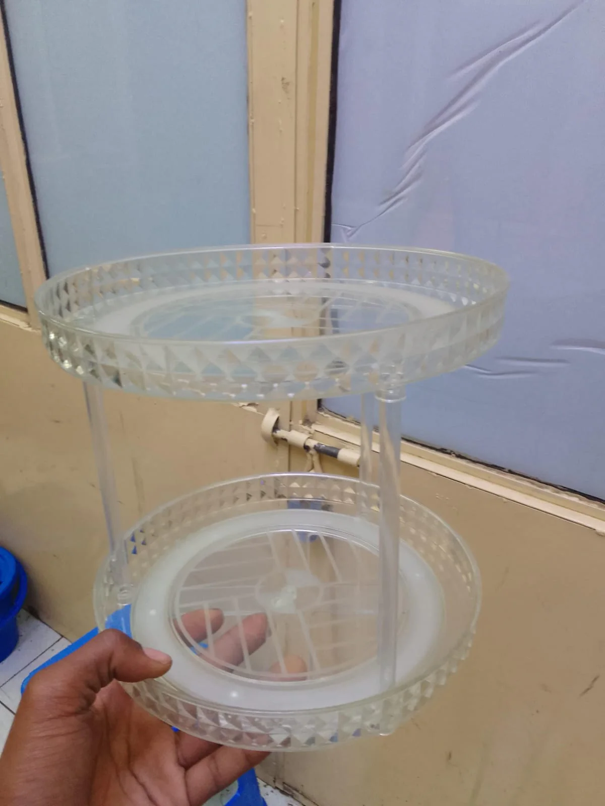 Diamond acrylic rotating lazy Susan - Image 2