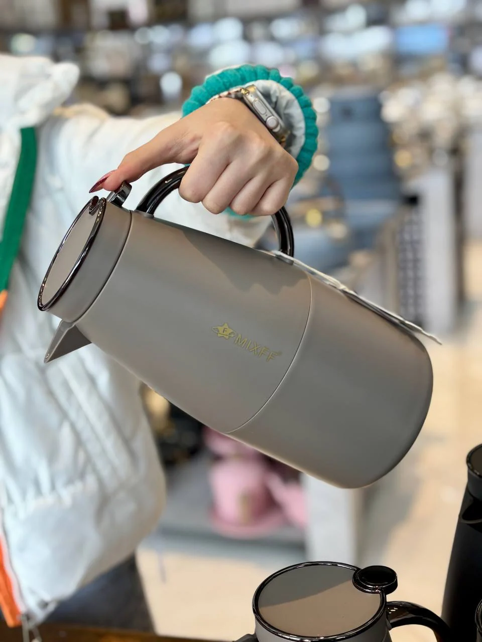 Feenik 2L Vacuum Flask | Unbreakable Insulated Flask, Keeps Hot 24 Hours - Image 16