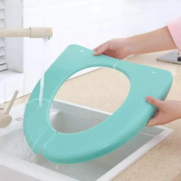 Foldable design plastic toilet seat cover - Image 3