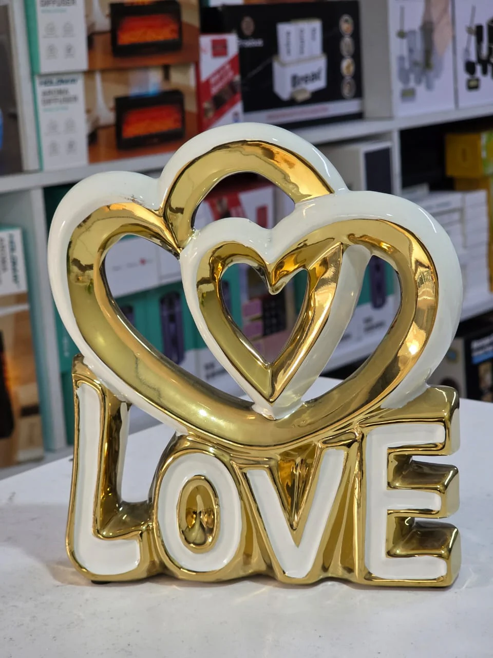 Heart-shaped modern minimalist decor - Image 2