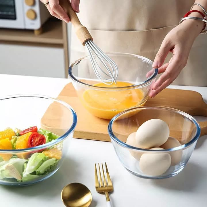 High borosilicate Glass Bowls 
Perfect for baking/serving. - Image 2