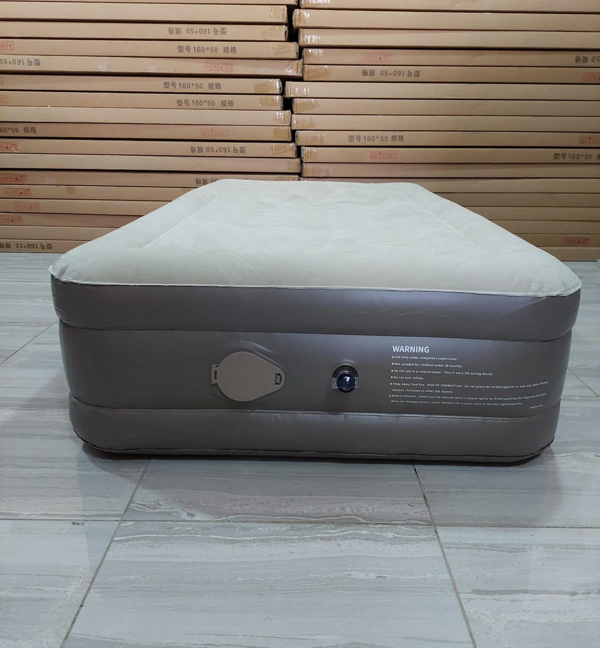 Inflatable Airbed/ Air Mattress with in built Pump - Image 5
