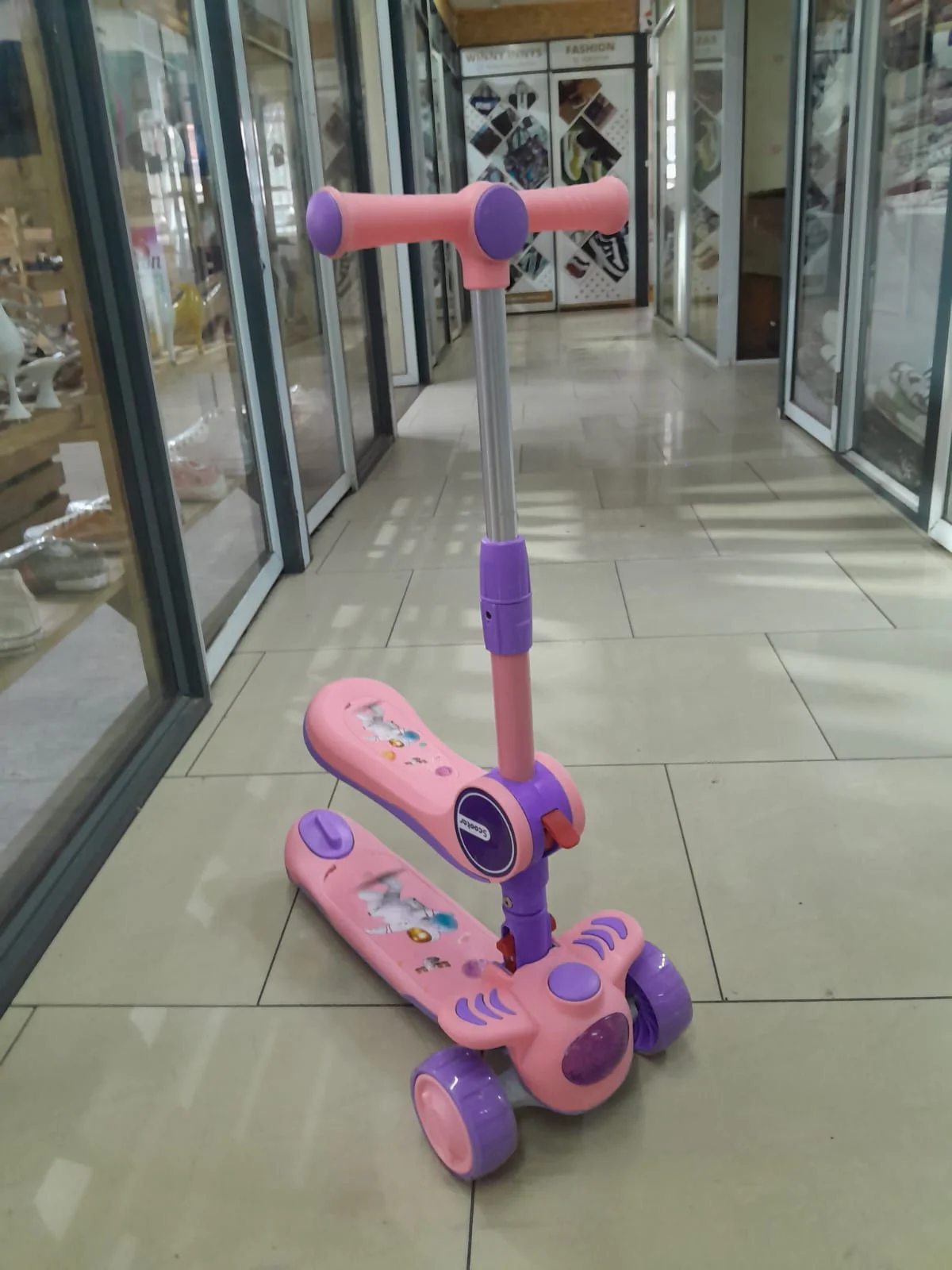 Kids scooter with a seat - Image 3