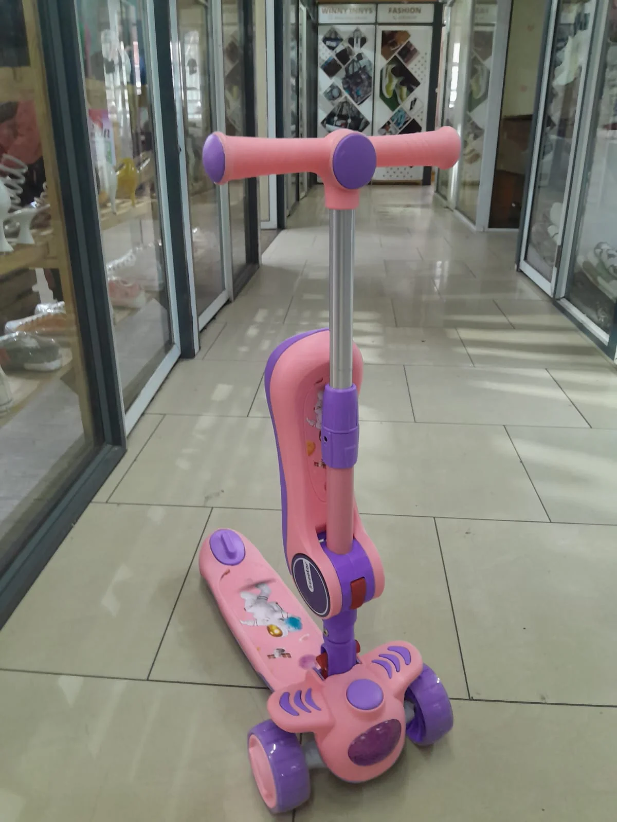 Kids scooter with a seat - Image 4
