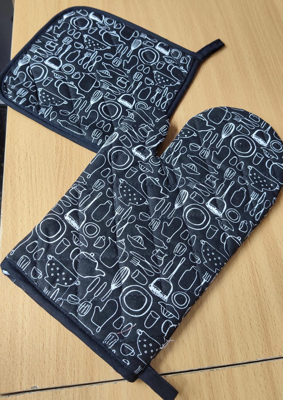 Kitchen Microwave Heat-Resistant Oven Mitts | BBQ & Baking Tools - Image 2