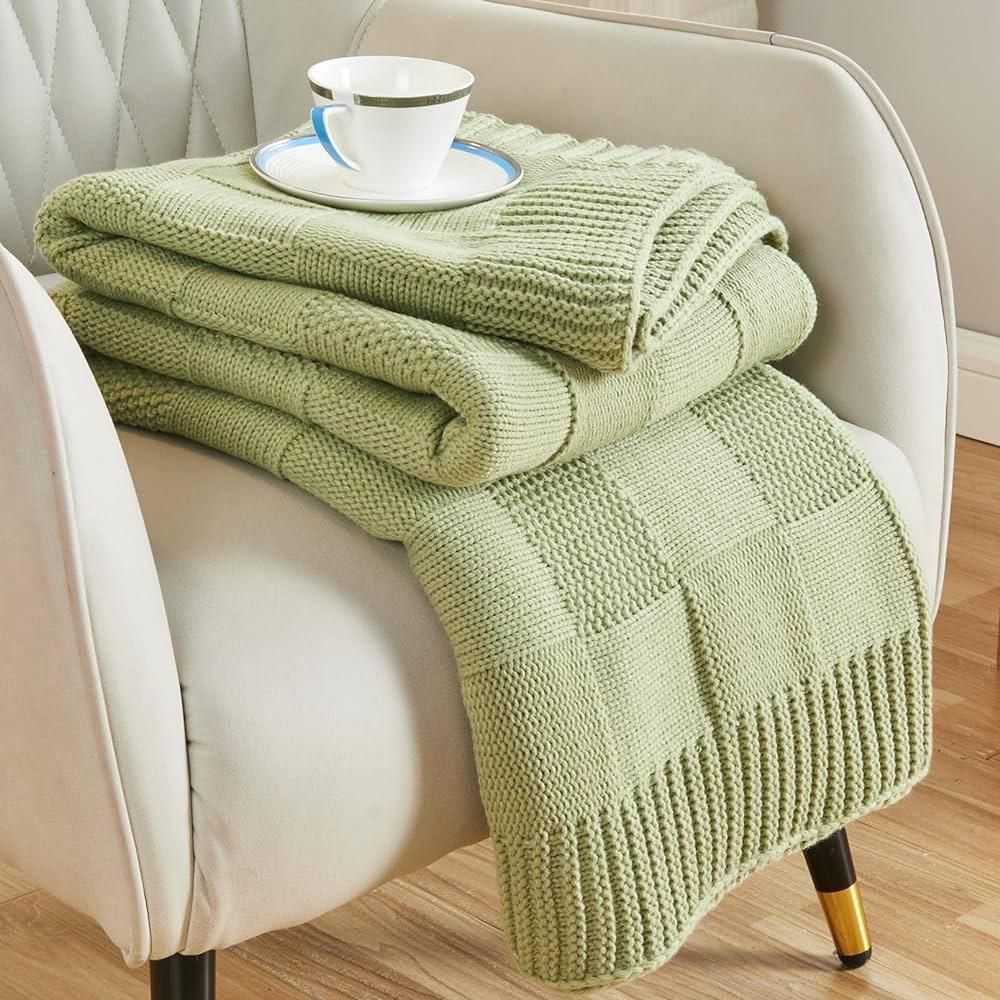 Knitted Throw Blanket - Image 4