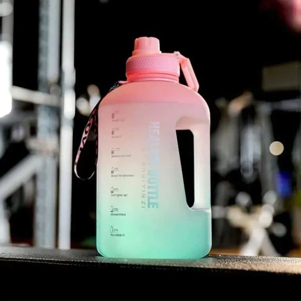 Large capacity 2.5L water bottle - Image 4
