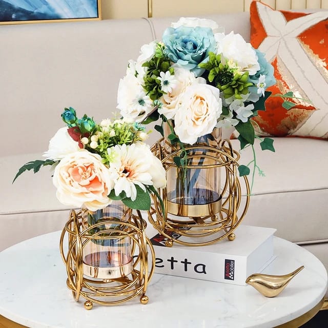 Light Luxury Metal Vase - Image 2