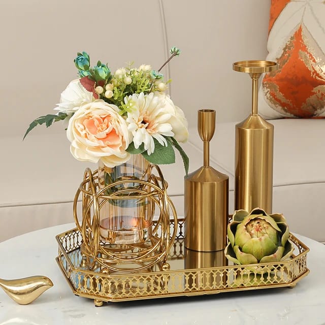 Light Luxury Metal Vase - Image 5