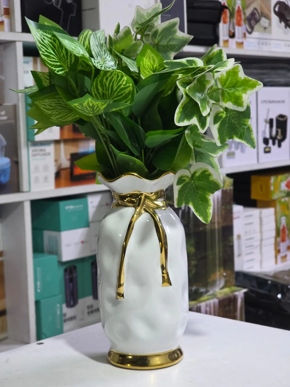 Luxury Ceramic Vase with Gold detailing - Image 2