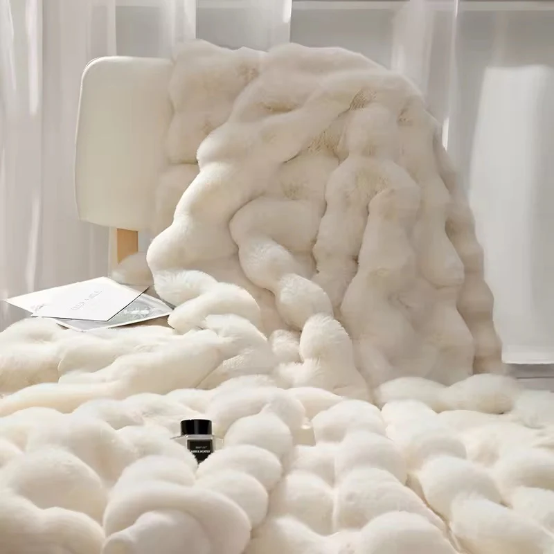 Luxury Double-Sided Fluffy Fleece & Flannel Blanket Extra Soft Cozy Throw for Bed, Couch, Home - Image 4
