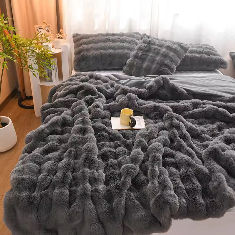 Luxury Double-Sided Fluffy Fleece & Flannel Blanket Extra Soft Cozy Throw for Bed, Couch, Home - Image 7