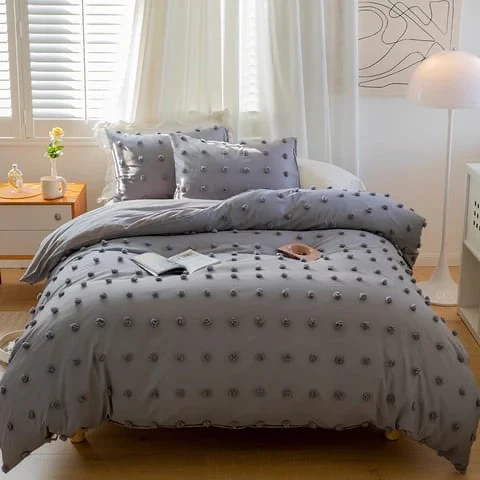 Luxury Tufted Dot Design Duvet cover set - Image 2