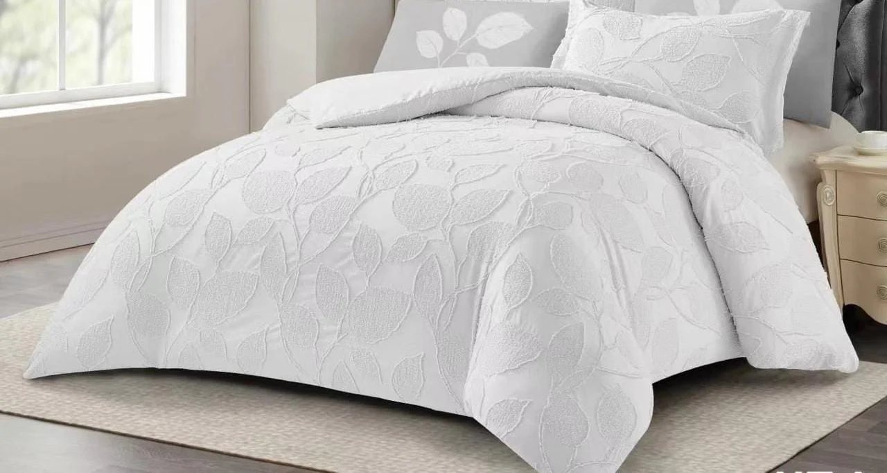 marble and tufted duvet cover - Image 2